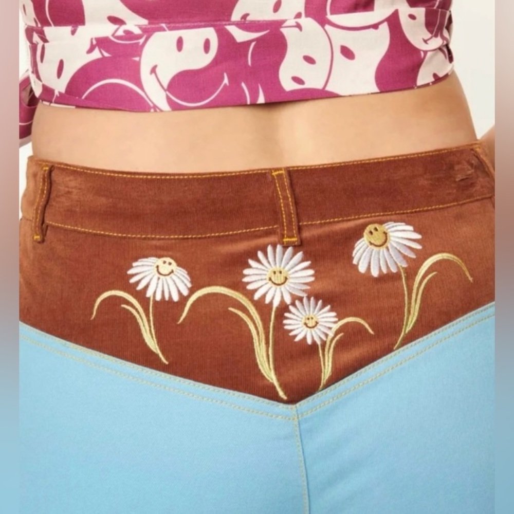 Unique Vintage X Smiley Cotton Blue & Brown Embroidered Flare Pants Large - Picture 3 of 14